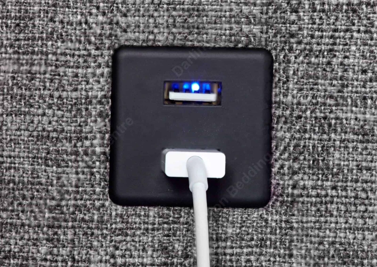 Titan USB
